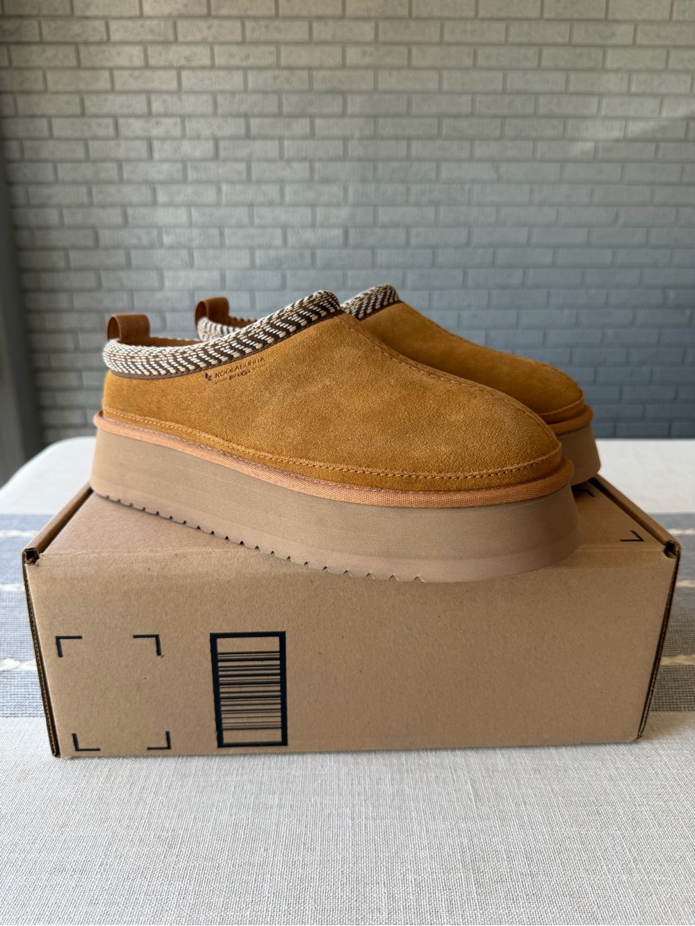NEW KOOLABURRA BY UGG Buree Platform Slippers Shoes Mules Chestnut 9 - Picture 2 of 8